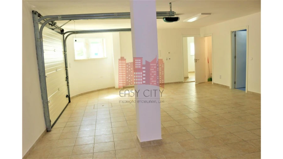 Moradia T4 para Venda em Ericeira Foto 4