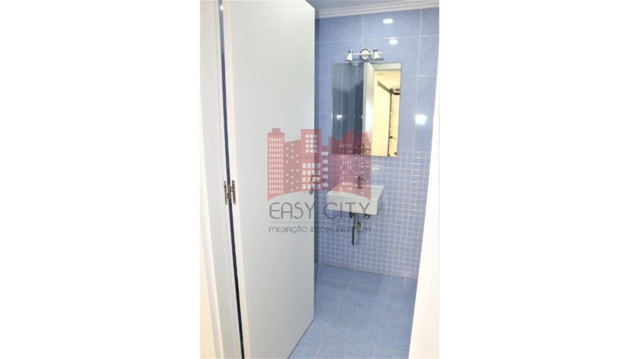 Moradia T4 para Venda em Ericeira Foto 7