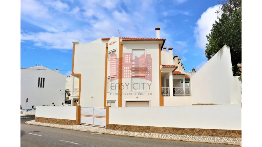 Moradia T4 para Venda em Ericeira Foto 10