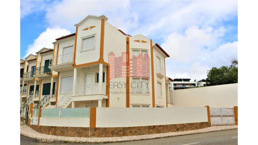 Moradia T4 para Venda em Ericeira Foto 11