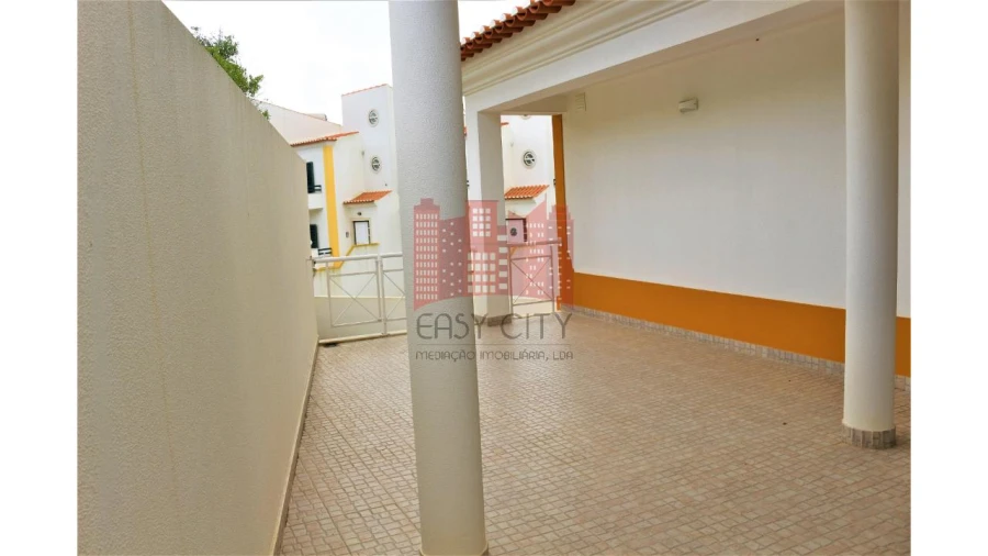Moradia T4 para Venda em Ericeira Foto 25