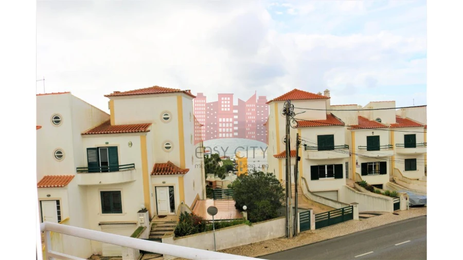 Moradia T4 para Venda em Ericeira Foto 36