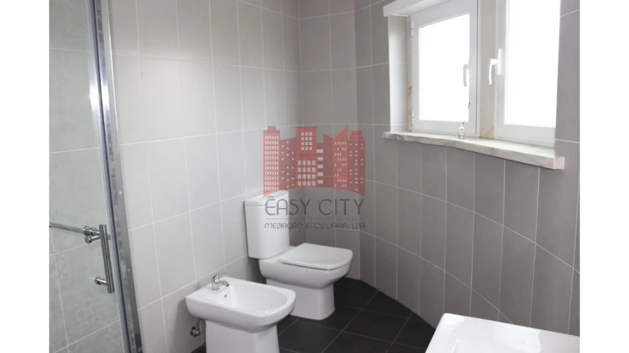 Moradia T4 para Venda em Ericeira Foto 39