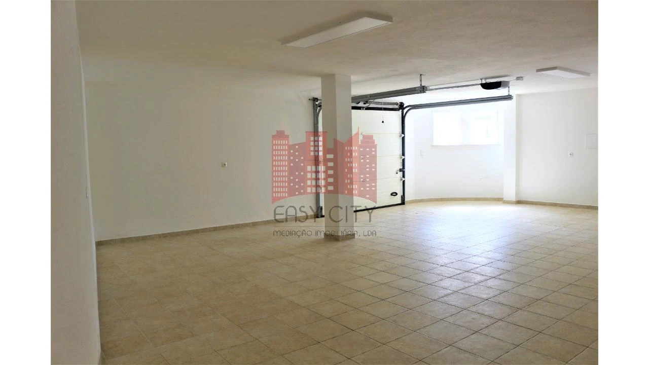 Moradia T4 para Venda em Ericeira Foto 3