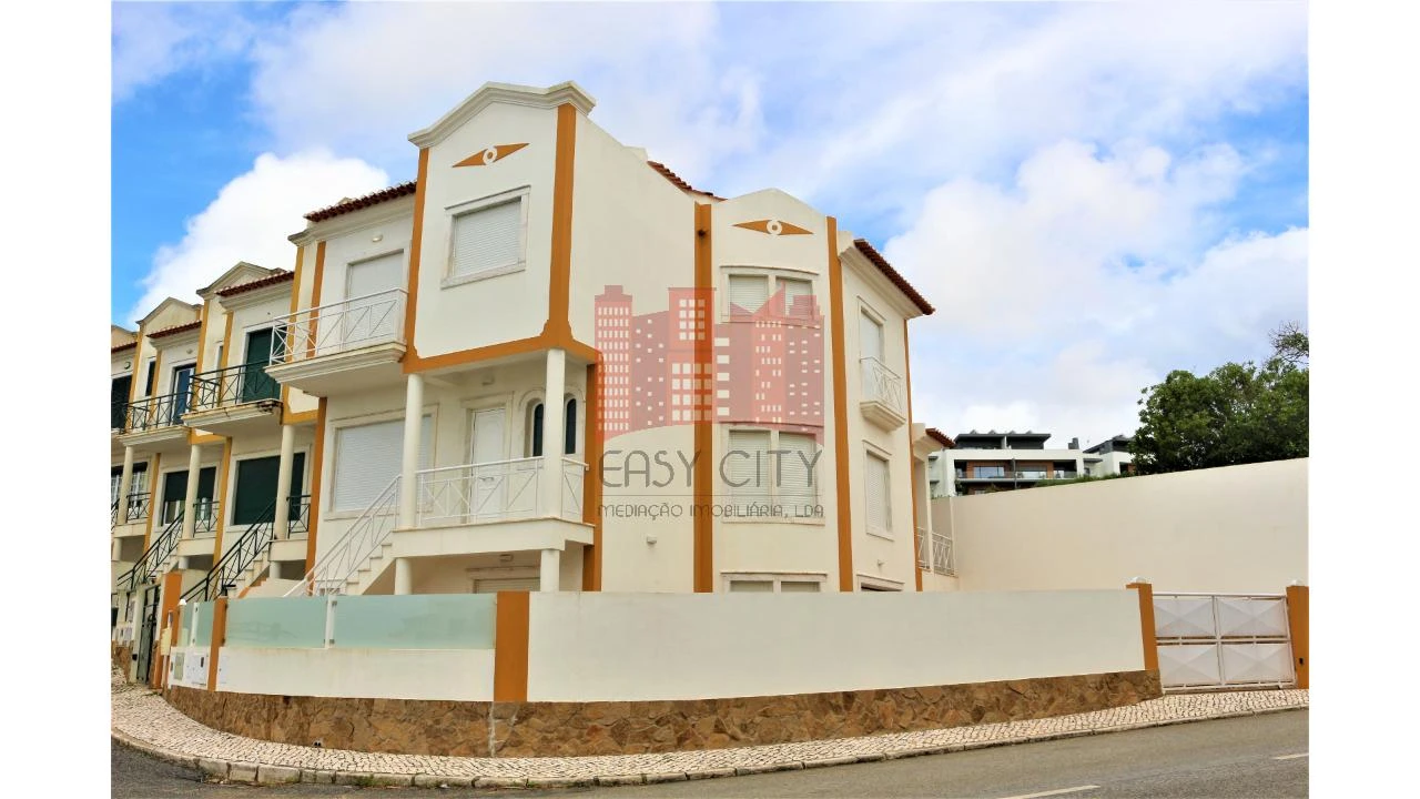 Moradia T4 para Venda em Ericeira Foto 11