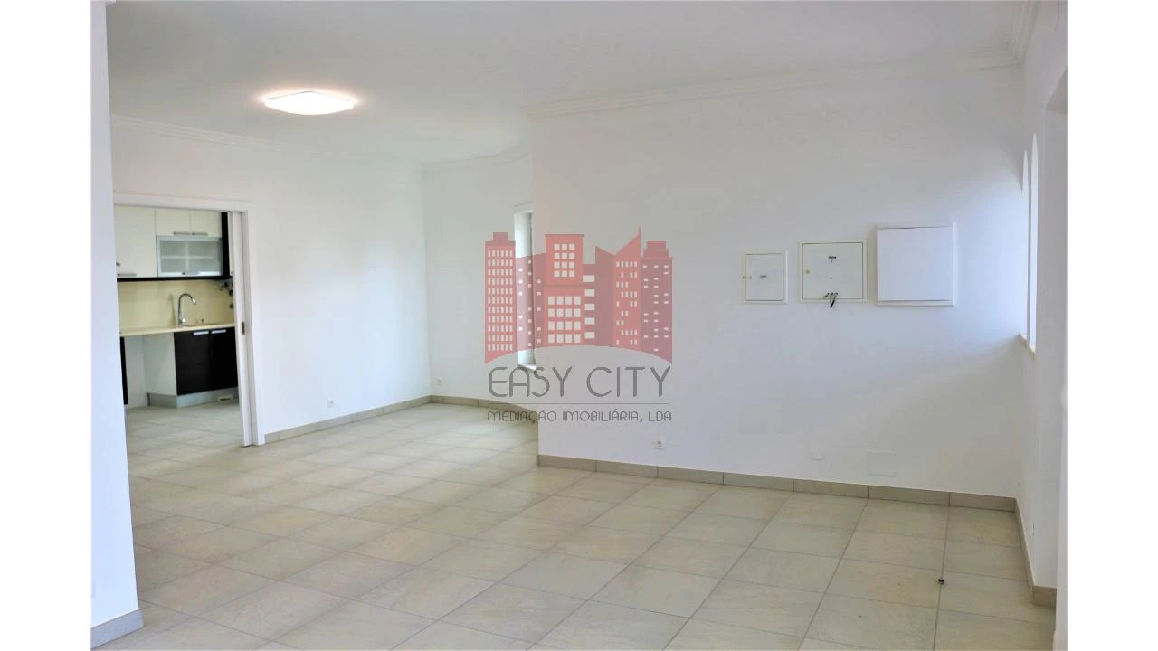 Moradia T4 para Venda em Ericeira Foto 13