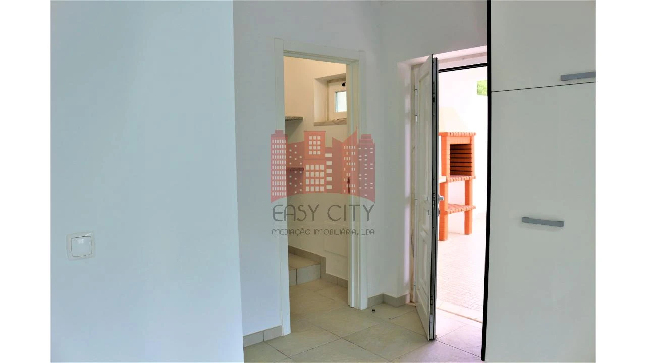 Moradia T4 para Venda em Ericeira Foto 16