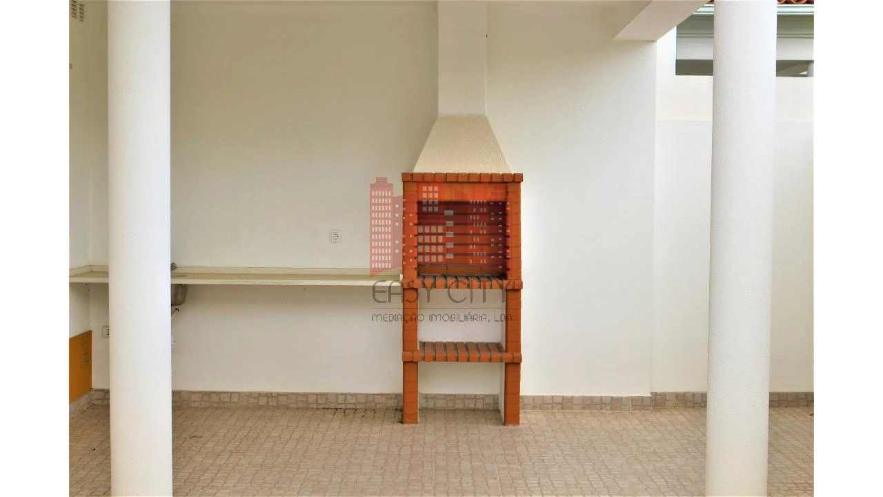 Moradia T4 para Venda em Ericeira Foto 23