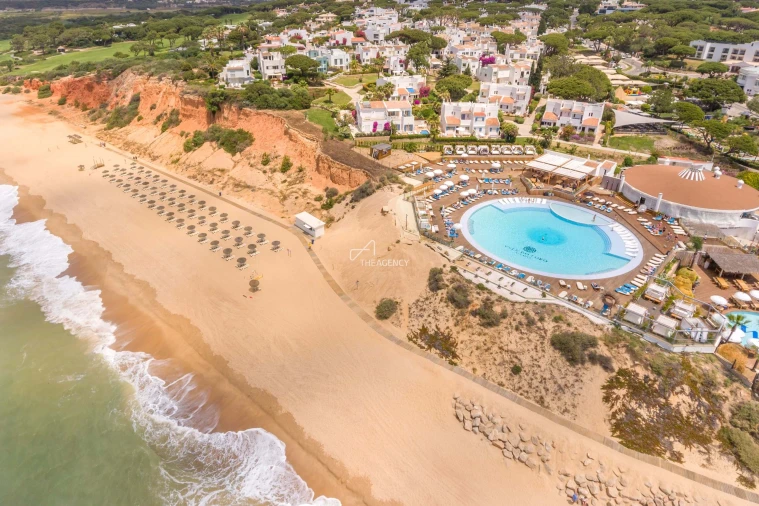 Moradia T3 para Venda em Almancil Foto 36