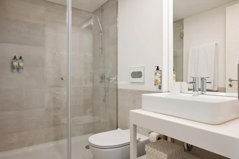 Apartamento T1 para Venda em Santa Marinha Foto 227