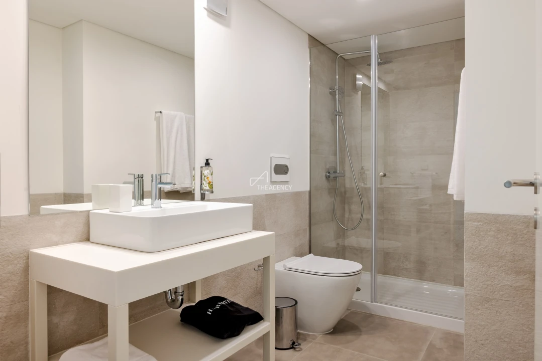 Apartamento T1 para Venda em Santa Marinha Foto 50