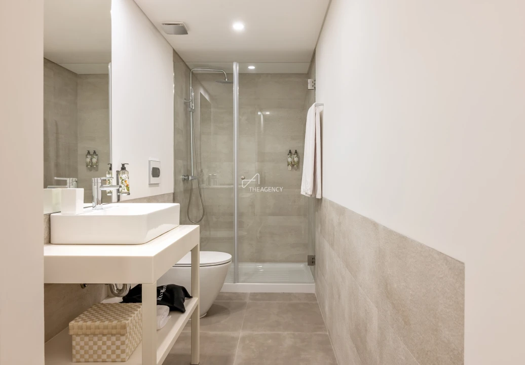 Apartamento T1 para Venda em Santa Marinha Foto 90