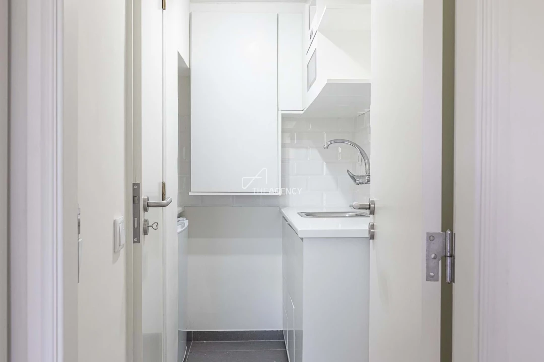 Apartamento T1 para Venda em Santa Maria Maior Foto 30