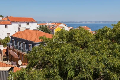 Apartamento T1 para Venda em Santa Maria Maior