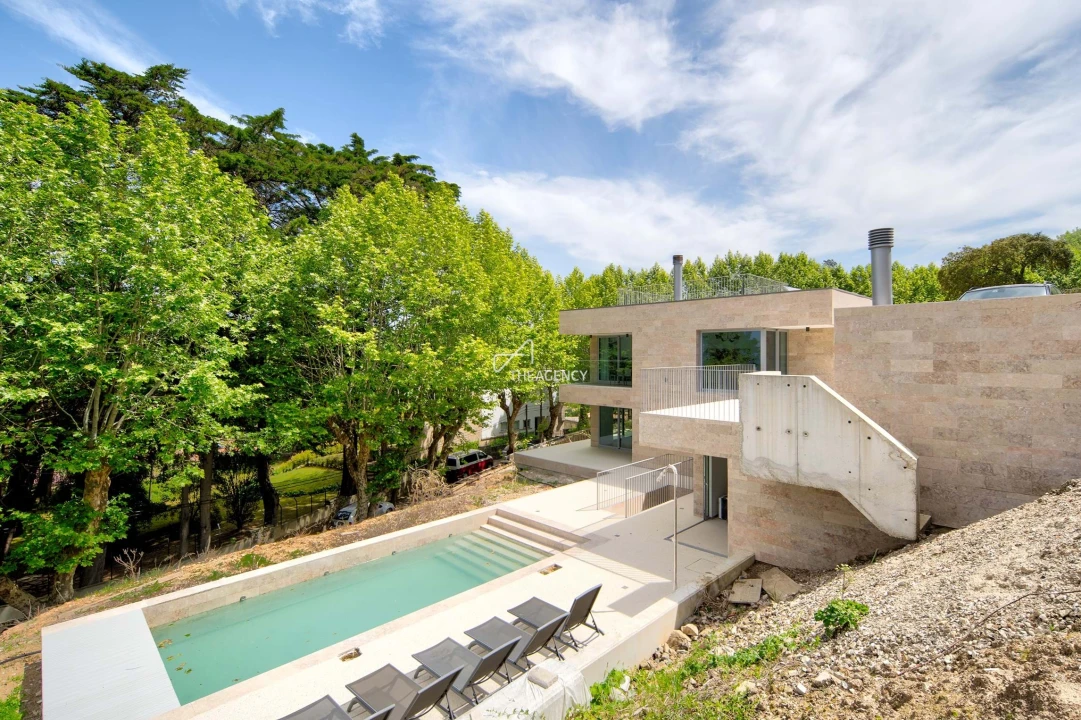 Moradia T4 para Venda em Agualva e Mira-Sintra Foto 12