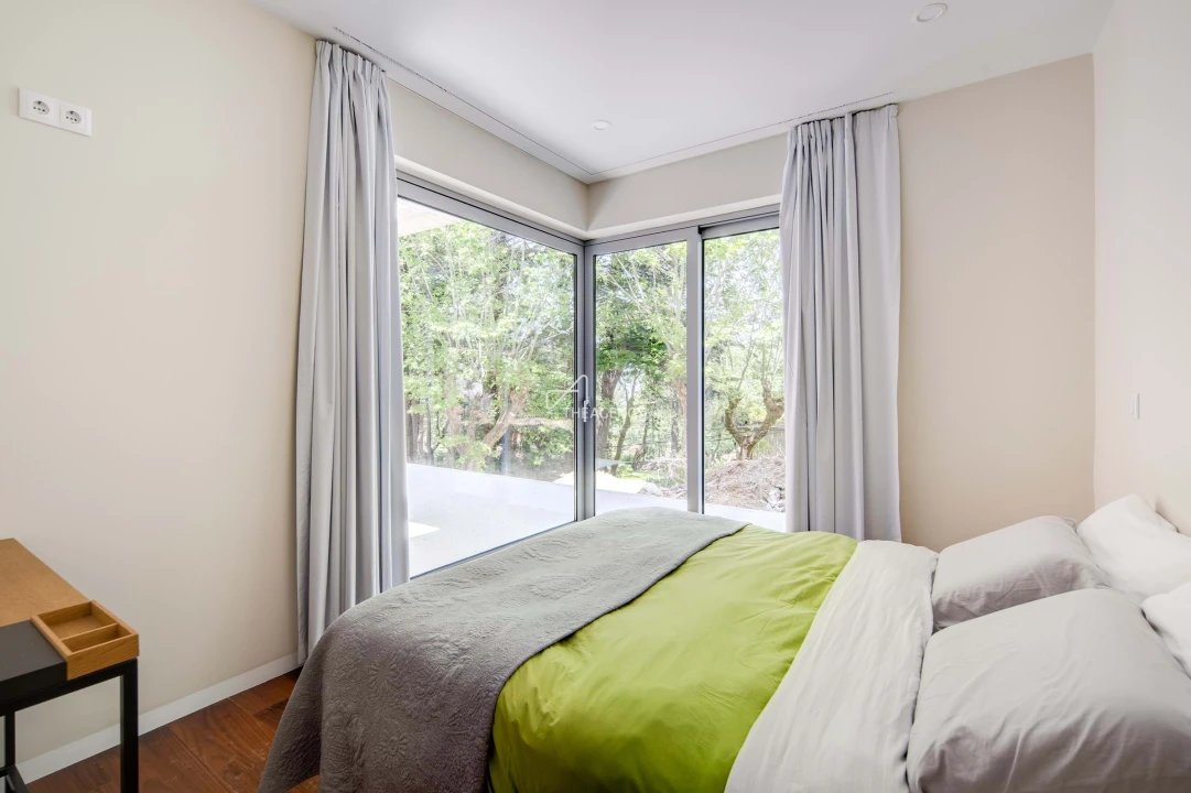 Moradia T4 para Venda em Agualva e Mira-Sintra Foto 110