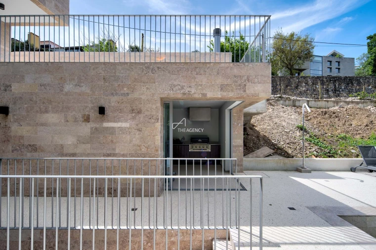 Moradia T4 para Venda em Agualva e Mira-Sintra Foto 19