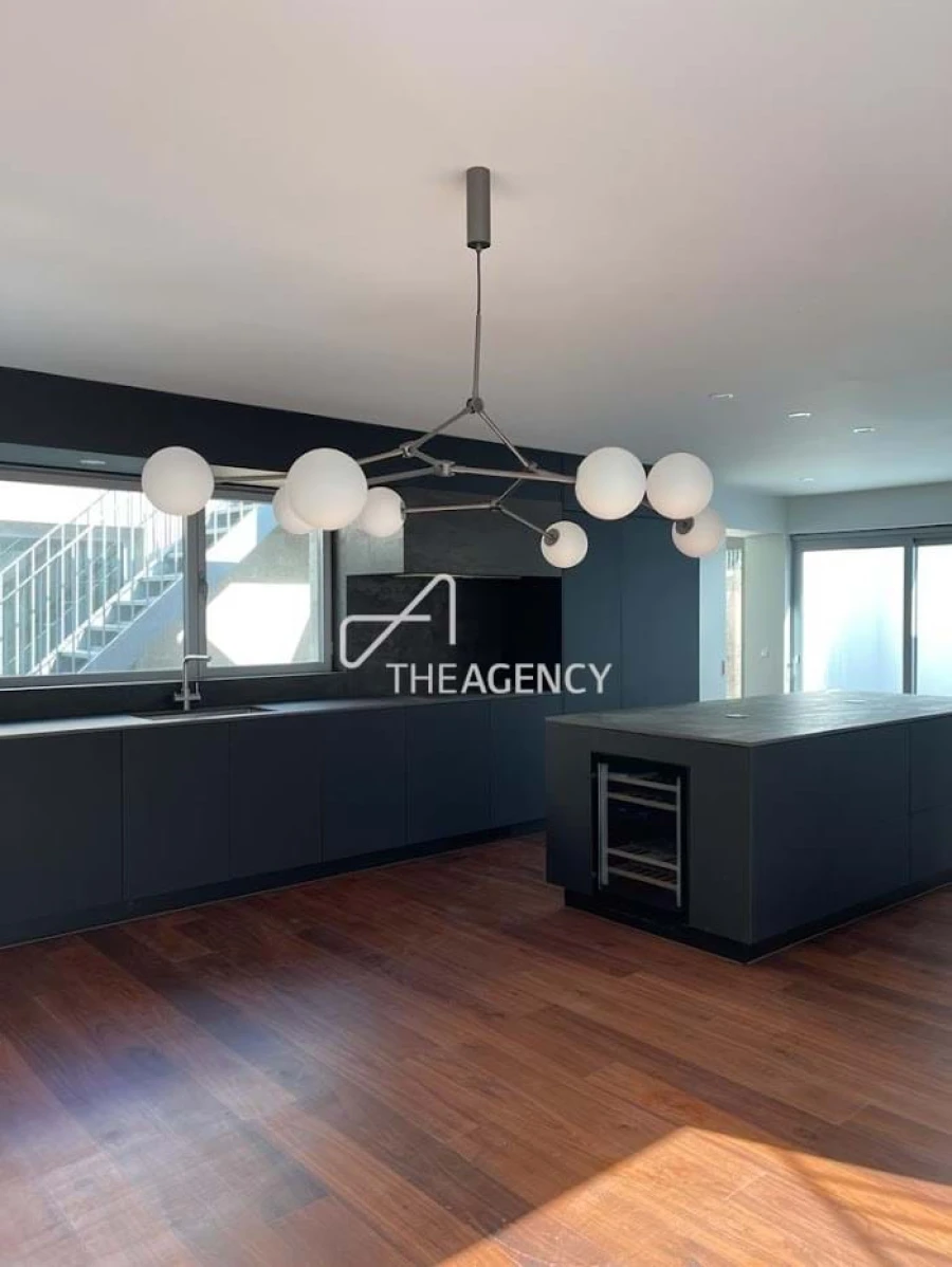 Moradia T4 para Venda em Agualva e Mira-Sintra Foto 11