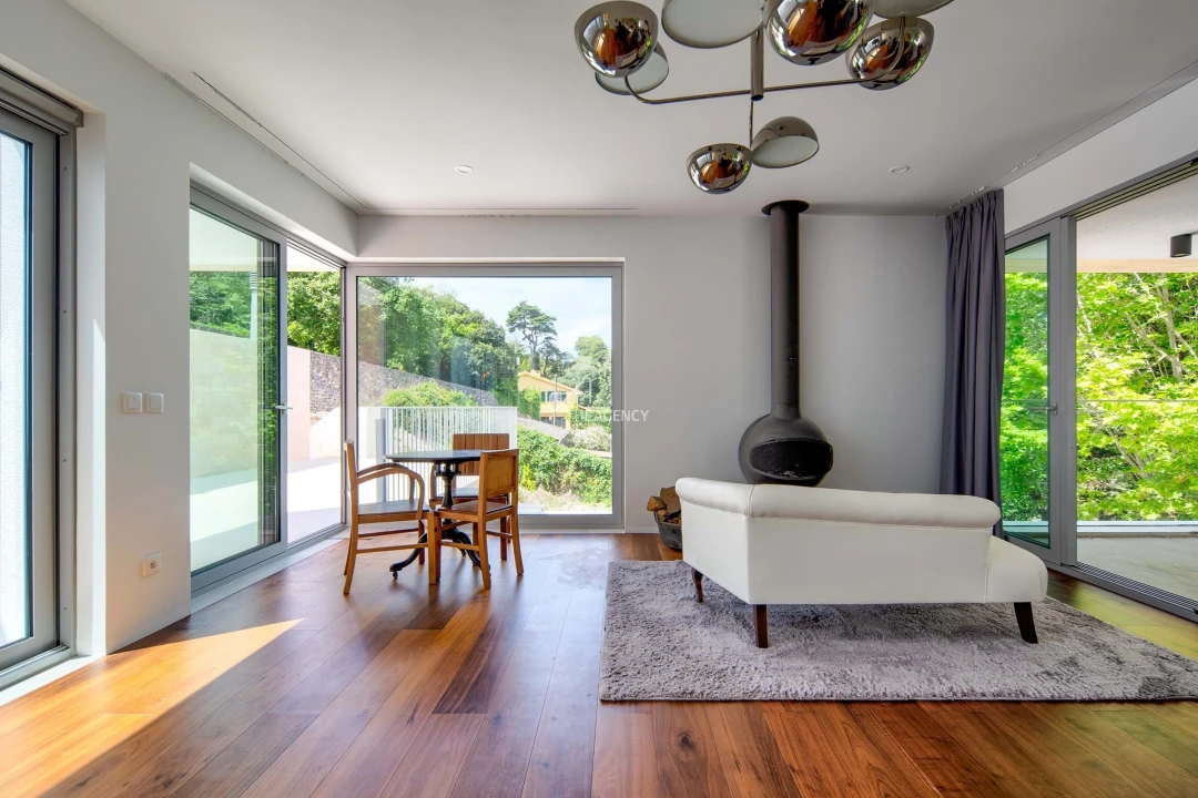 Moradia T4 para Venda em Agualva e Mira-Sintra Foto 41