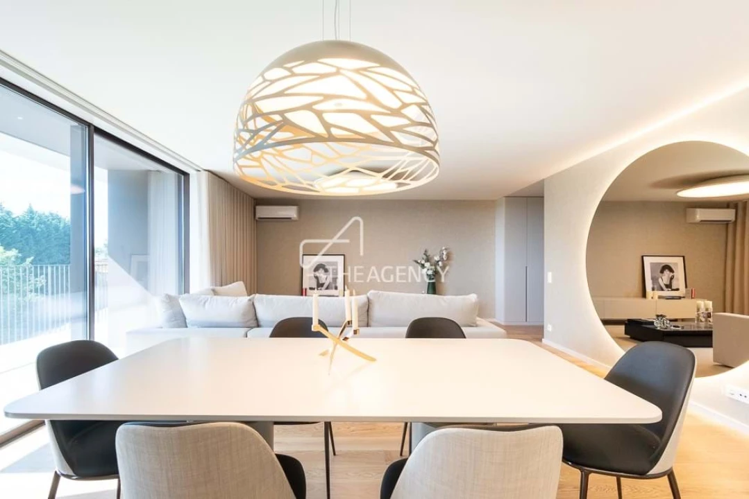 Apartamento T4 para Venda em Santa Marinha Foto 5