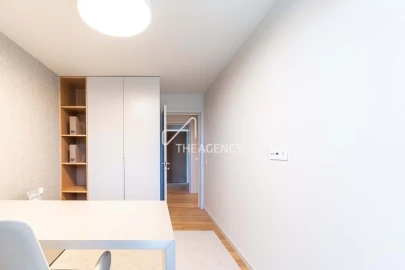 Apartamento T4 para Venda em Santa Marinha