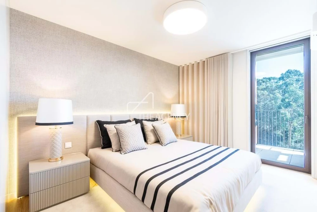 Apartamento T4 para Venda em Santa Marinha Foto 14
