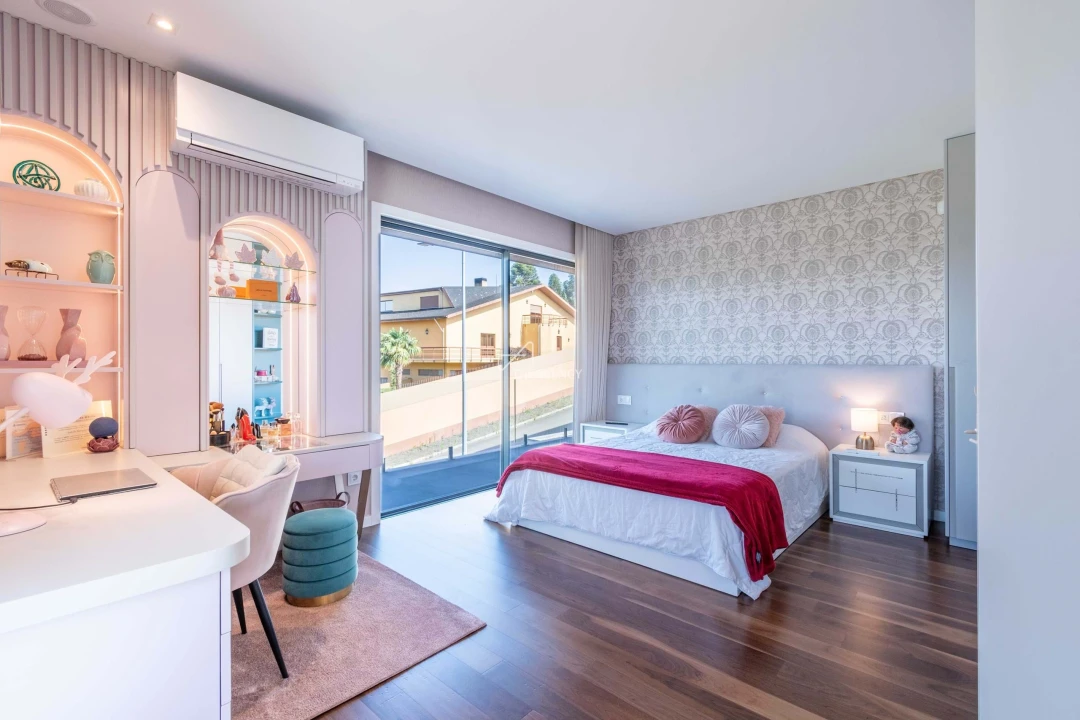 Moradia T5 para Venda em Santa Marinha e São Pedro da Afurada Foto 28