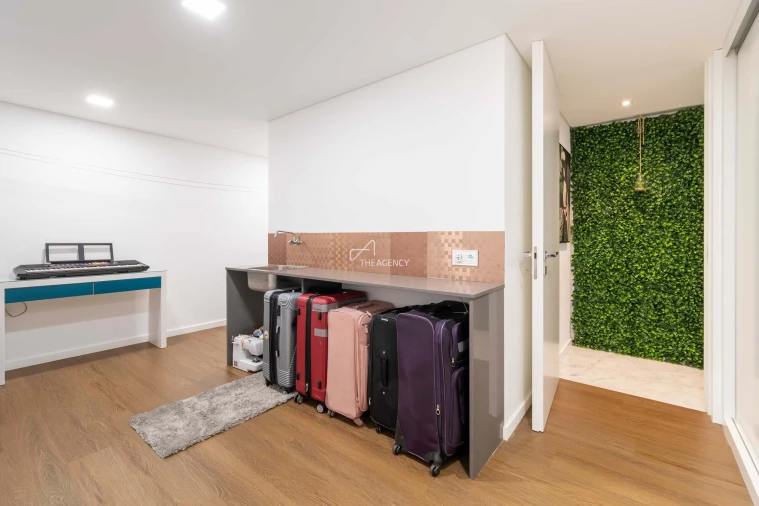 Moradia T5 para Venda em Santa Marinha e São Pedro da Afurada Foto 43