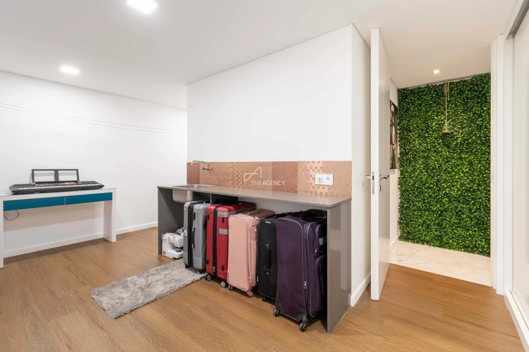 Moradia T5 para Venda em Santa Marinha e São Pedro da Afurada Foto 43