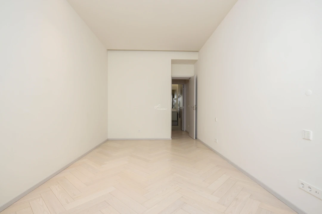 Apartamento T1 para Venda em Santo António Foto 23