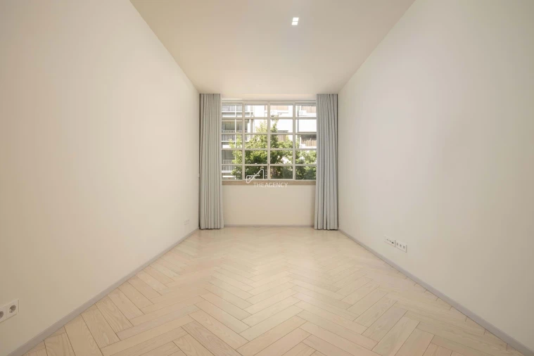 Apartamento T1 para Venda em Santo António Foto 7
