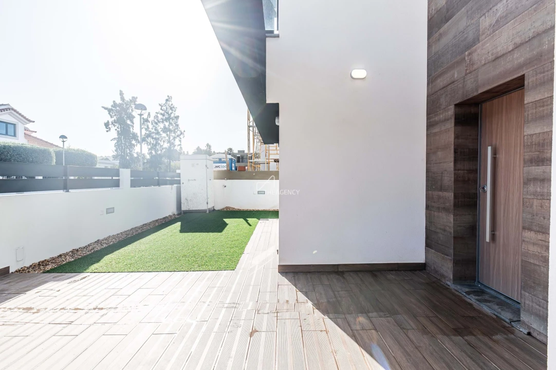 Moradia T4 para Venda em Azeitão (São Lourenço e São Simão) Foto 3