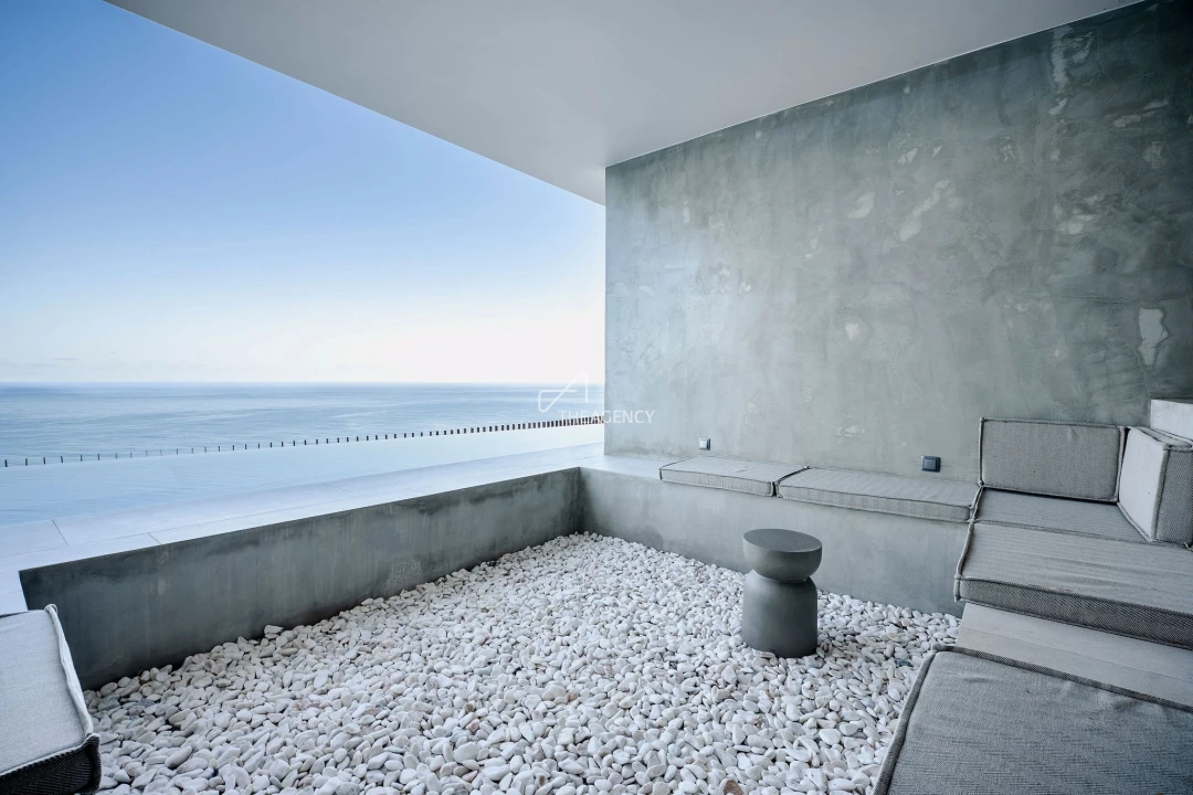 Apartamento T4 para Venda em Arco da Calheta Foto 27