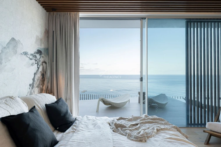 Apartamento T4 para Venda em Arco da Calheta Foto 19