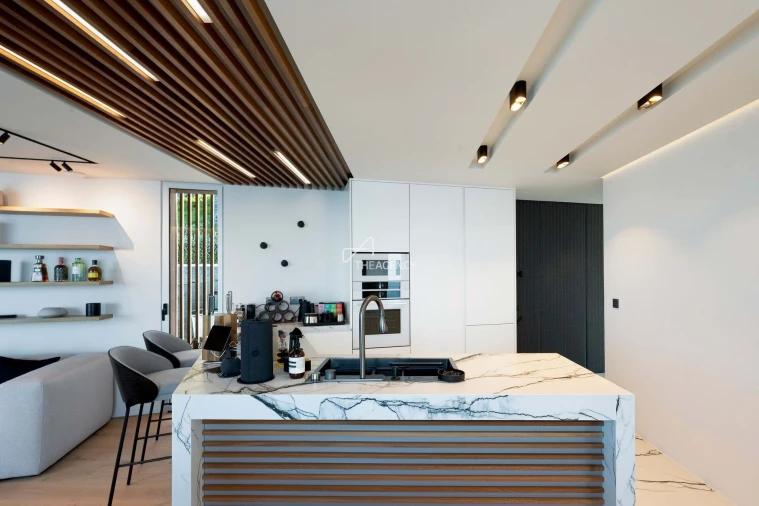 Apartamento T4 para Venda em Arco da Calheta Foto 50