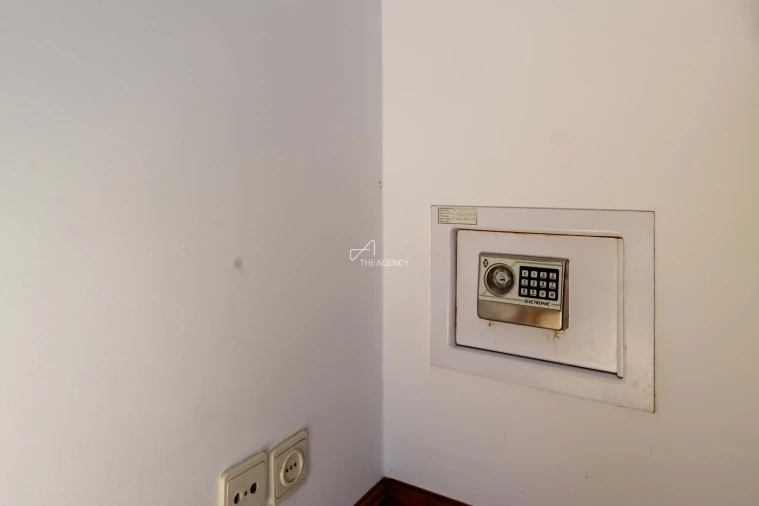 Quinta T6 para Venda em Abragão Foto 17