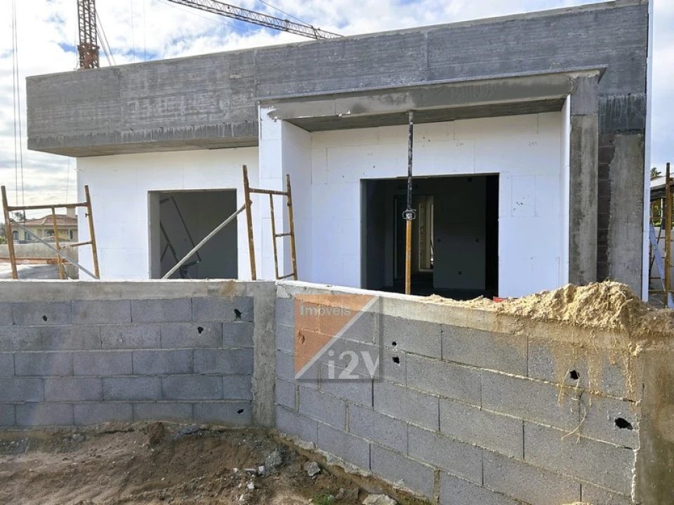 Moradia T3 para Venda em Souto da Carpalhosa e Ortigosa Foto 2