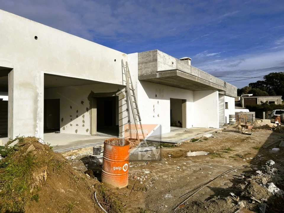 Moradia T3 para Venda em Souto da Carpalhosa e Ortigosa Foto 10