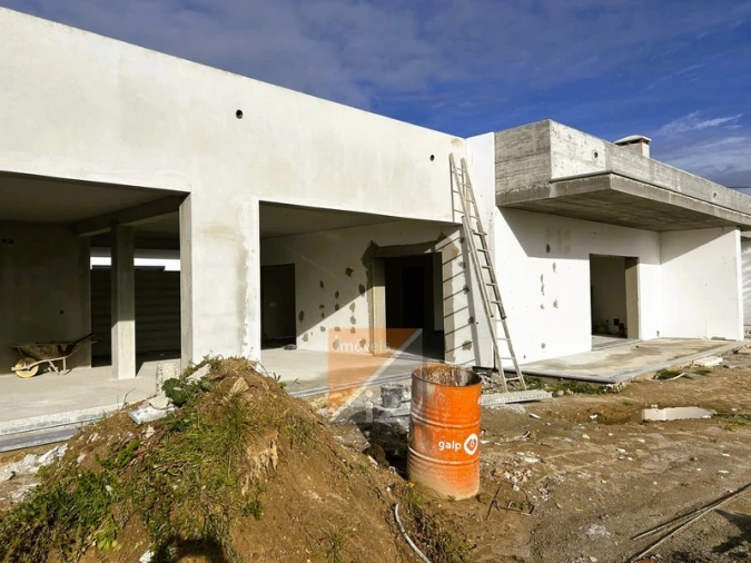 Moradia T3 para Venda em Souto da Carpalhosa e Ortigosa Foto 9