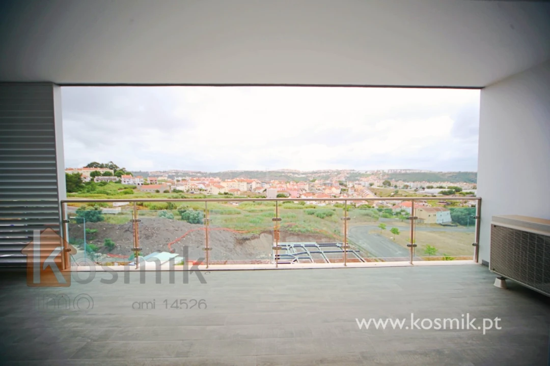 Apartamento T5 para Venda em Póvoa de Santo Adrião e Olival Basto Foto 11