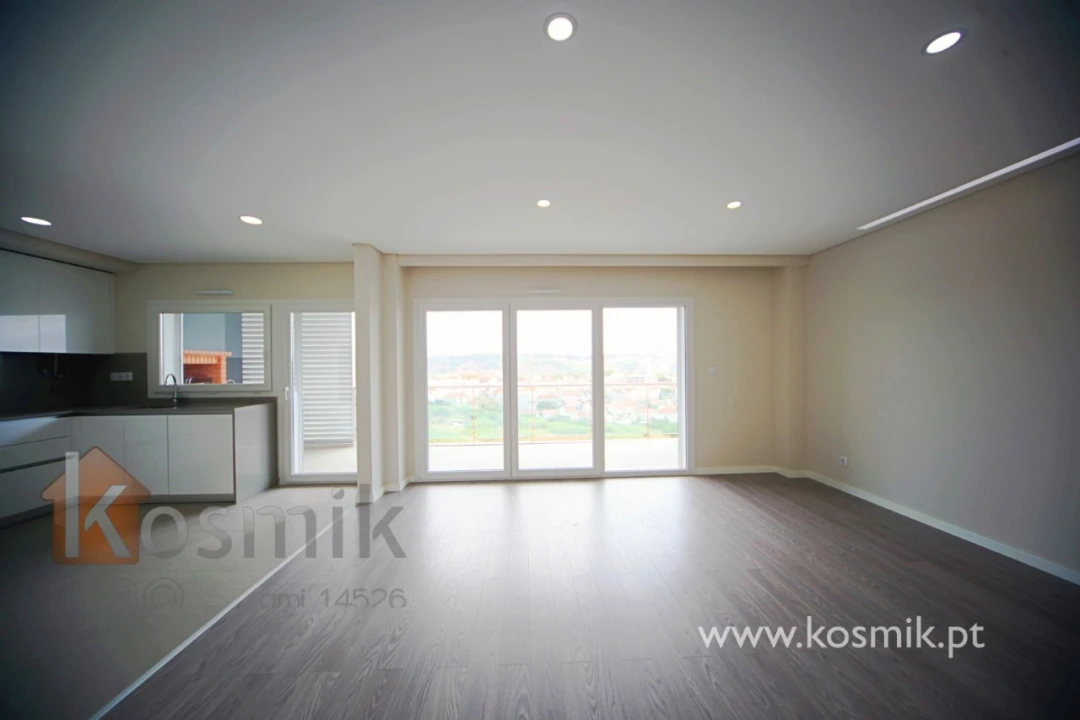 Apartamento T5 para Venda em Póvoa de Santo Adrião e Olival Basto Foto 19