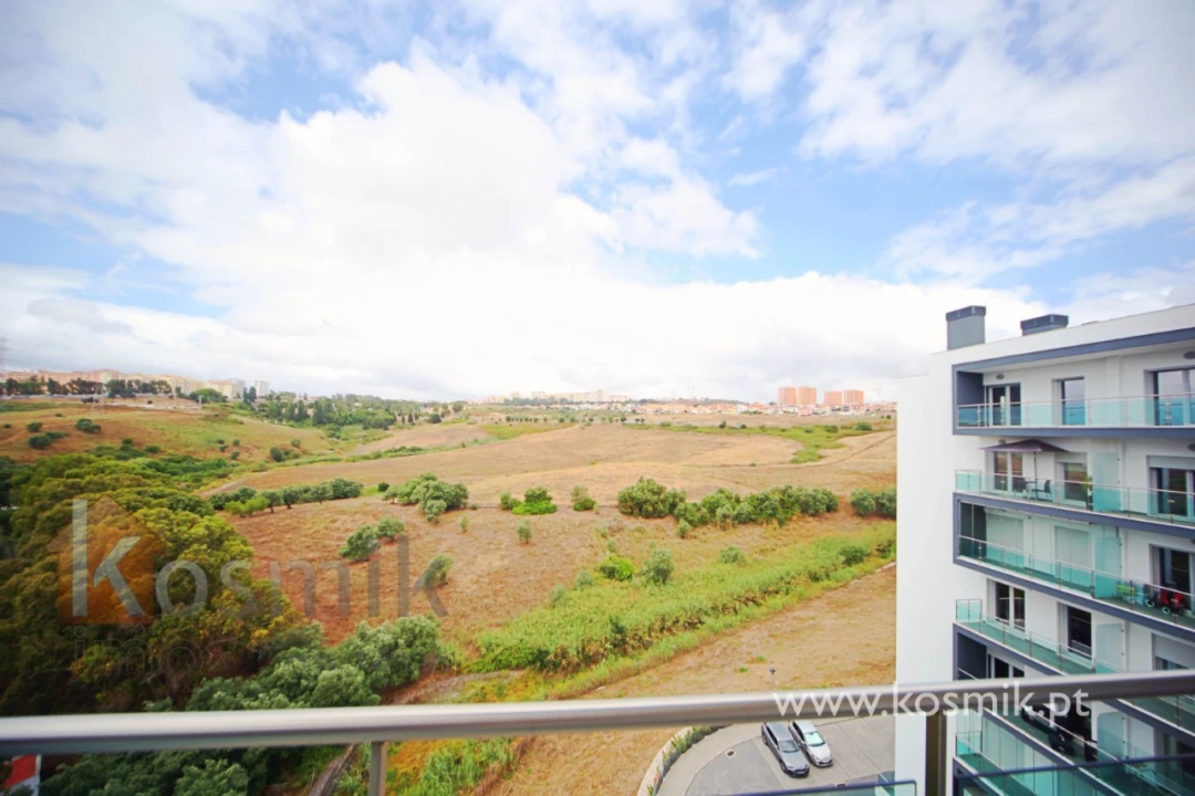 Apartamento T5 para Venda em Póvoa de Santo Adrião e Olival Basto Foto 31
