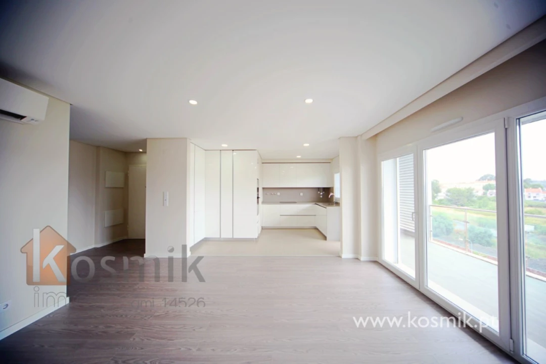 Apartamento T5 para Venda em Póvoa de Santo Adrião e Olival Basto Foto 35