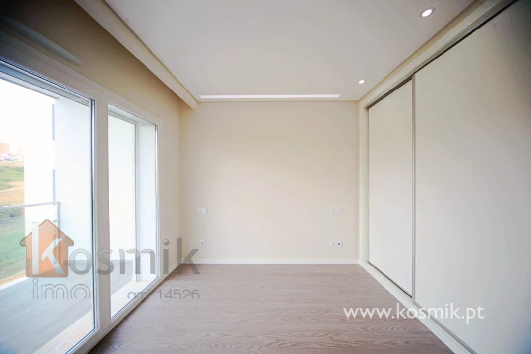 Apartamento T5 para Venda em Póvoa de Santo Adrião e Olival Basto Foto 69