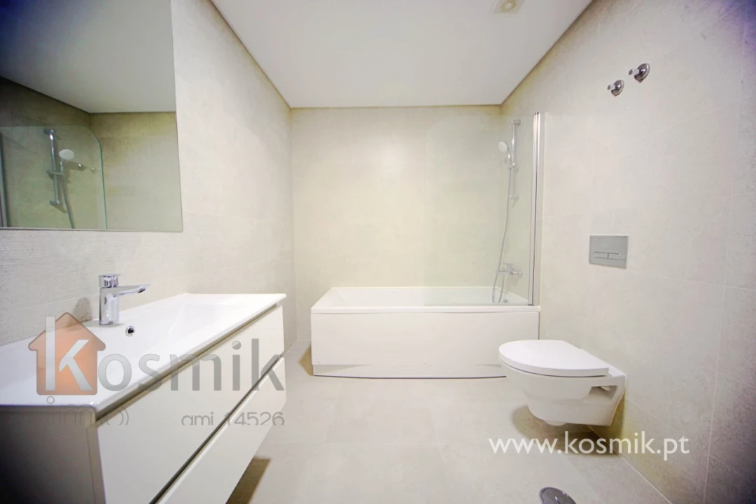 Apartamento T5 para Venda em Póvoa de Santo Adrião e Olival Basto Foto 72