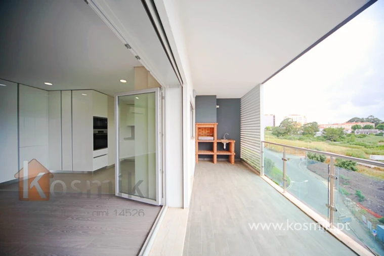 Apartamento T5 para Venda em Póvoa de Santo Adrião e Olival Basto Foto 1