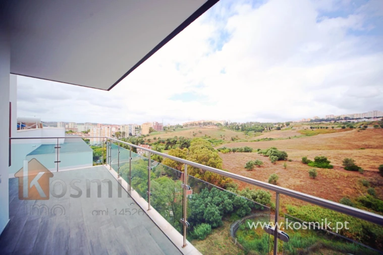 Apartamento T5 para Venda em Póvoa de Santo Adrião e Olival Basto Foto 5