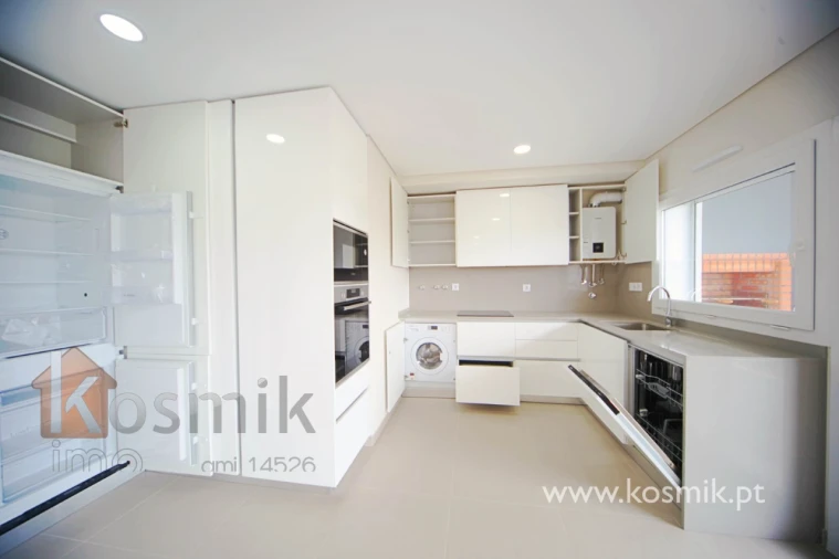 Apartamento T5 para Venda em Póvoa de Santo Adrião e Olival Basto Foto 38