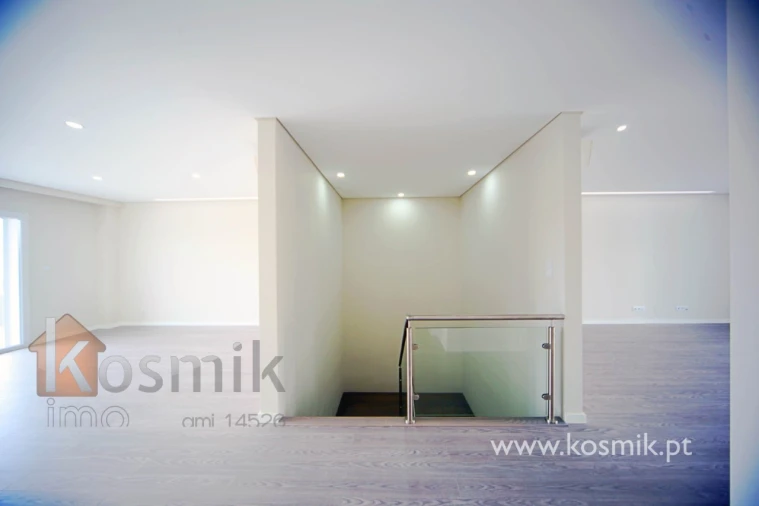 Apartamento T5 para Venda em Póvoa de Santo Adrião e Olival Basto Foto 47