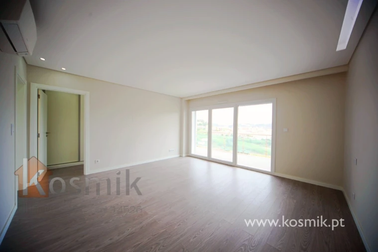 Apartamento T5 para Venda em Póvoa de Santo Adrião e Olival Basto Foto 51